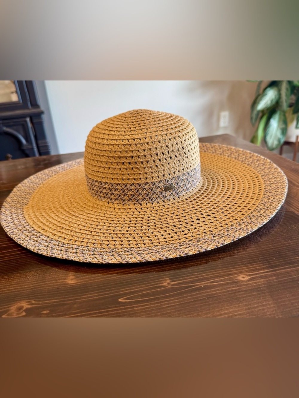 C.C. Exclusives Wide Brim Floppy Beach Hat - Tan with Blue/Gray Trim‎